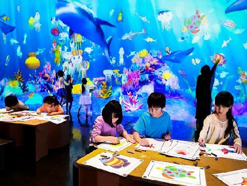 チームラボ 学ぶ!未来の遊園地